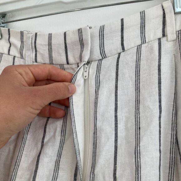 Old Navy Taylor Wide Leg Trouser Pants Wide Leg White Striped Beach Vacation Med - Picture 4 of 9